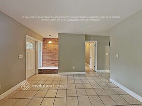 109 Glen Ridge Ave in Temple Terrace, FL - Foto de edificio - Building Photo