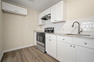 8 S Reed Ave in Mobile, AL - Building Photo - Building Photo