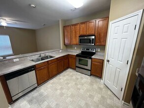 226 S Lamplighter Ln in Summerville, SC - Building Photo - Building Photo