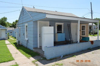 Country Cottage Square in El Dorado, KS - Building Photo - Other