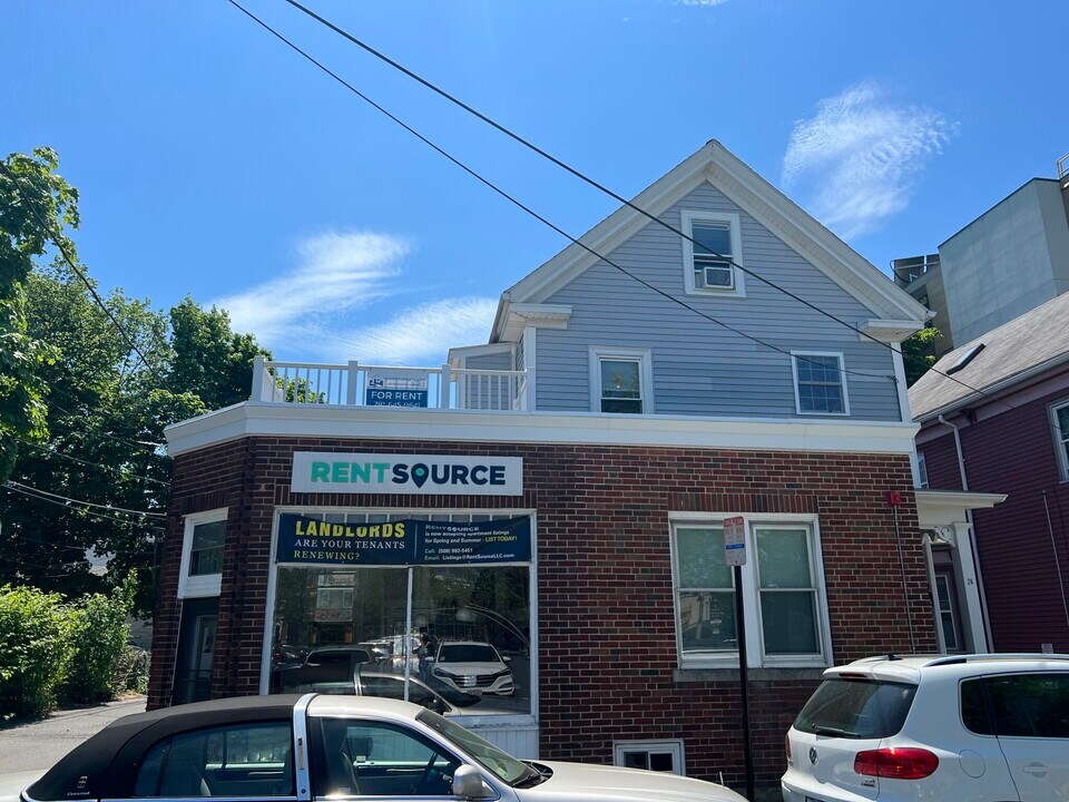 26 White St, Unit 2 in Cambridge, MA - Building Photo