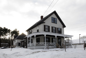 202 Elm St in Milford, NH - Building Photo - Building Photo