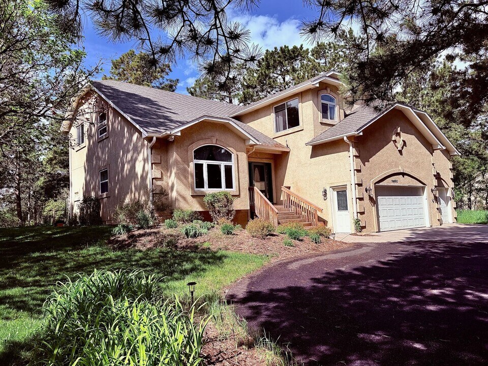 19850 Indian Summer Ln in Monument, CO - Foto de edificio