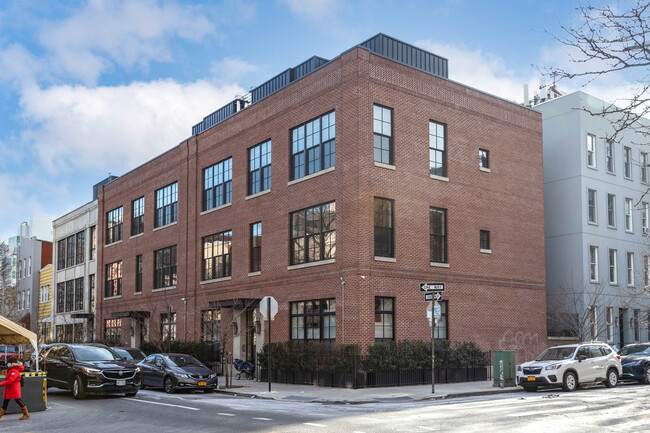 278 N 6th St in Brooklyn, NY - Foto de edificio - Building Photo