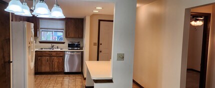 35097 Whispering Oaks Blvd in Ridge Manor, FL - Building Photo - Building Photo