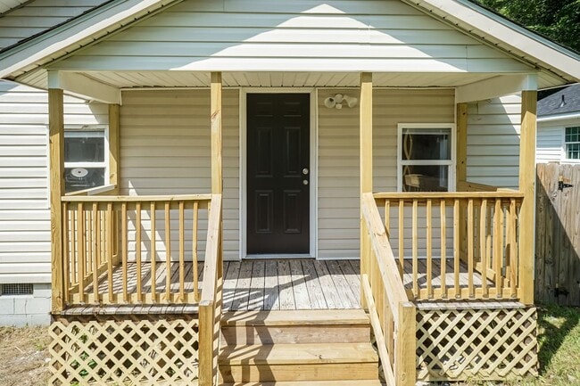 1304 W 4th St in Greenville, NC - Building Photo - Building Photo