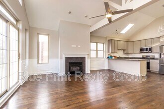 7254 S Bennett Ave in Chicago, IL - Building Photo - Building Photo