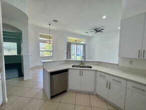14817 SW 54th St in Miramar, FL - Building Photo - Building Photo