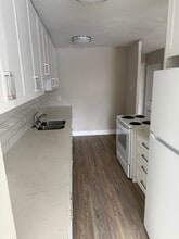 1210 York Mills Rd in Toronto, ON - Building Photo - Building Photo