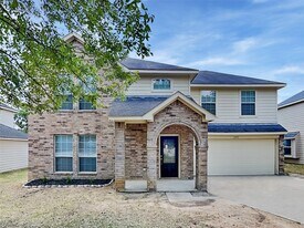 13775 Running Bear Dr in Willis, TX - Building Photo