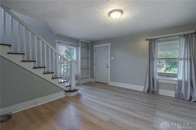 property at 9 S Maple Ave