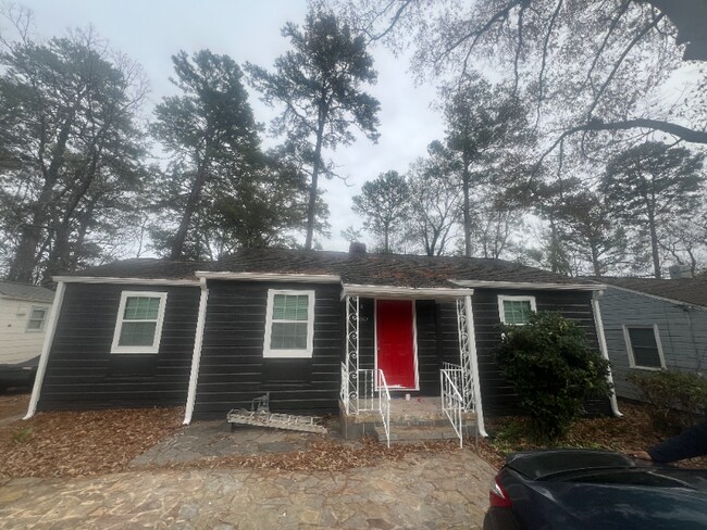 1860 Broadwell St SW in Atlanta, GA - Building Photo - Building Photo