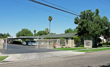 Vintage Court Apartments in Fresno, CA - Foto de edificio - Building Photo