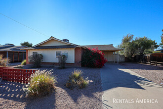 8439 E Roanoke Ave in Scottsdale, AZ - Building Photo - Building Photo