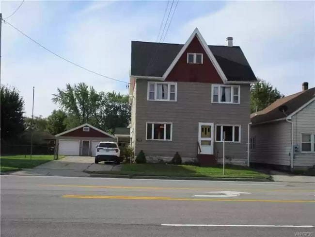 3465 Walden Ave