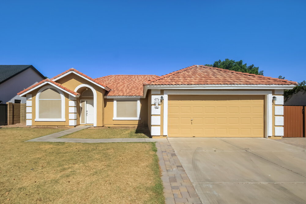727 N Sulleys Dr in Mesa, AZ - Building Photo