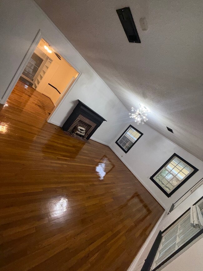 951 Mc Allister St in Greenville, MS - Foto de edificio - Building Photo