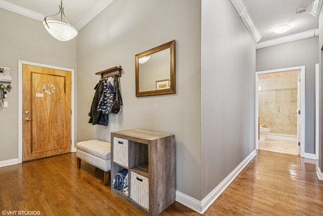 2245 W North Ave in Chicago, IL - Building Photo - Building Photo