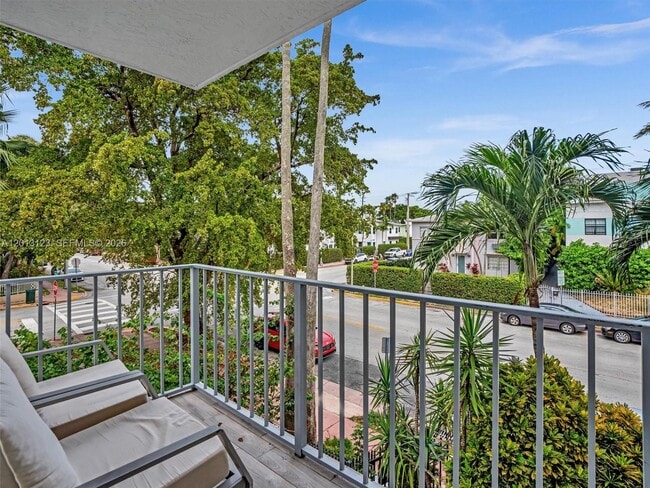 750 Michigan Ave in Miami Beach, FL - Foto de edificio - Building Photo