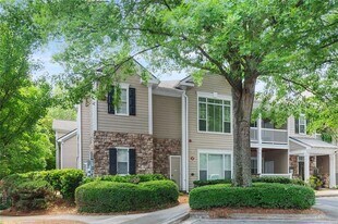 2400 Cumberland Pkwy SE in Atlanta, GA - Building Photo
