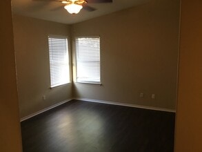 1504 Kenwood Ct NW in Albuquerque, NM - Building Photo - Building Photo