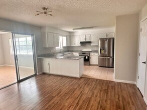 2406 SW 16th St in Bentonville, AR - Building Photo - Building Photo