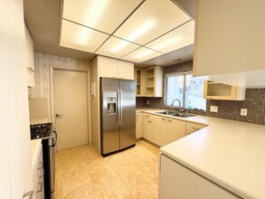 58155 Carlyle Dr in Yucca Valley, CA - Building Photo - Building Photo