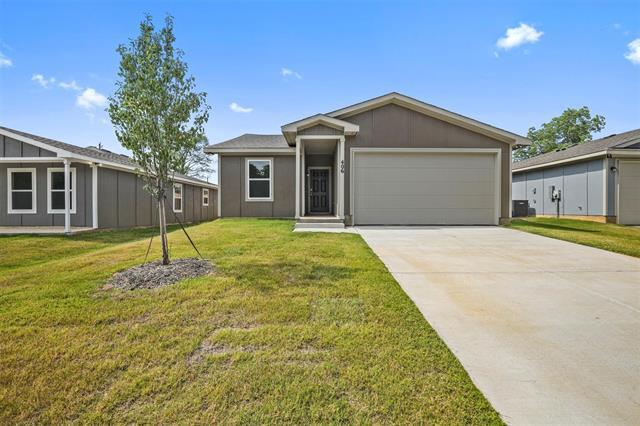 406 Munson St in Denison, TX - Building Photo