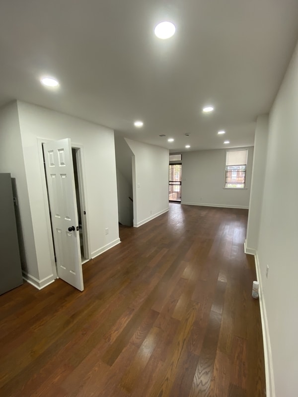 property at 423 N Highland Ave
