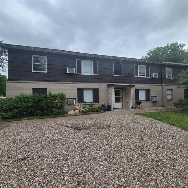 1320 Heights Blvd photo'