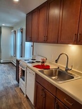 CR Flats in Coon Rapids, MN - Building Photo - Interior Photo