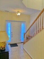 930 Rainier Rd in Charlottesville, VA - Building Photo