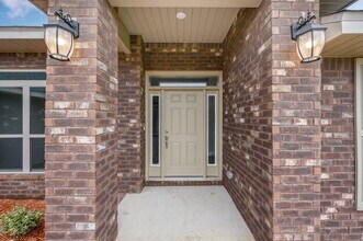 2107 Queen St in Crestview, FL - Building Photo - Building Photo