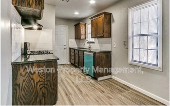 1209 NE 43rd St in Oklahoma City, OK - Building Photo - Building Photo