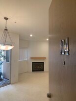 937 12th St, Unit 104 in Santa Monica, CA - Building Photo