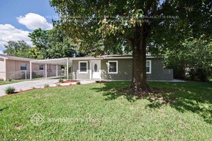 5005 Steyr St in Orlando, FL - Building Photo