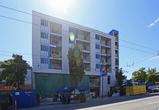 YWCA Housing in Vancouver, BC - Building Photo - Building Photo