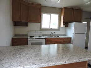 205 Byron Ave in Waterloo, IA - Foto de edificio - Building Photo