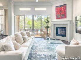 17814 Hillsedge Rd in San Antonio, TX - Building Photo