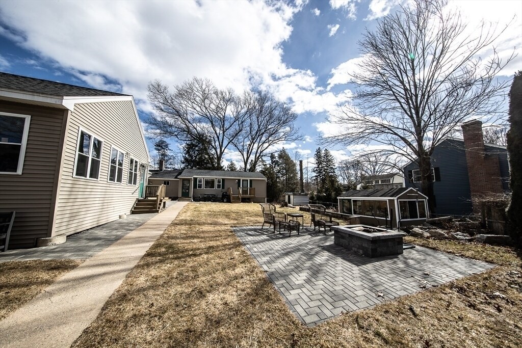 613 Middlesex Tpke, Unit New Section in Billerica, MA - Building Photo