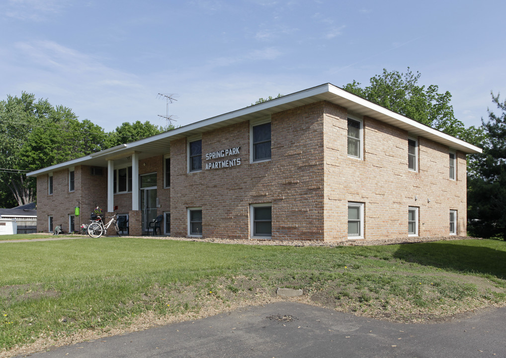 1590 Spring St in Hastings, MN - Building Photo