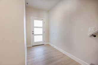 596 Elmbrook Dr in Washington, UT - Building Photo - Building Photo