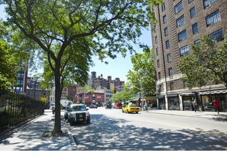 1 Christopher St in New York, NY - Foto de edificio - Building Photo