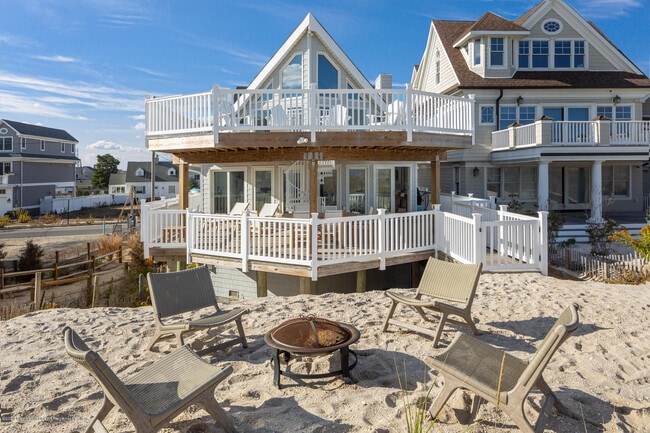 502 Sunset Blvd in Mantoloking, NJ - Building Photo - Building Photo