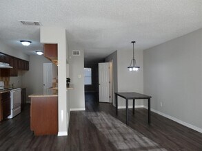 15521 Weldon Dr in Houston, TX - Building Photo - Building Photo