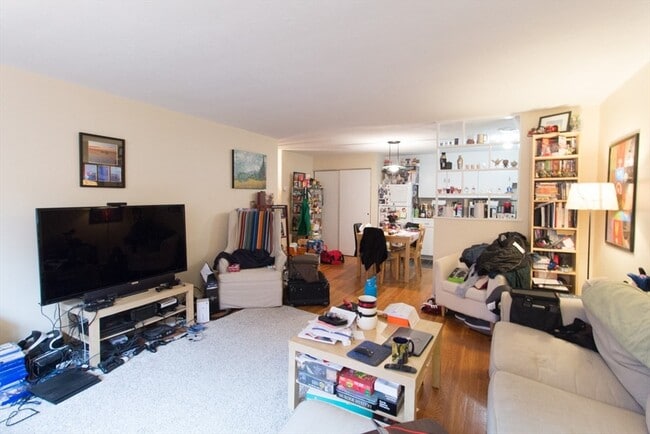 property at 197 Kent St