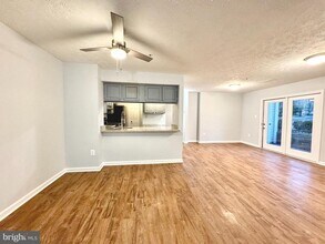 12201 St Peter Ct in Germantown, MD - Building Photo - Building Photo