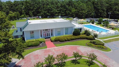 408 Celtic Ash St in Sneads Ferry, NC - Building Photo - Building Photo