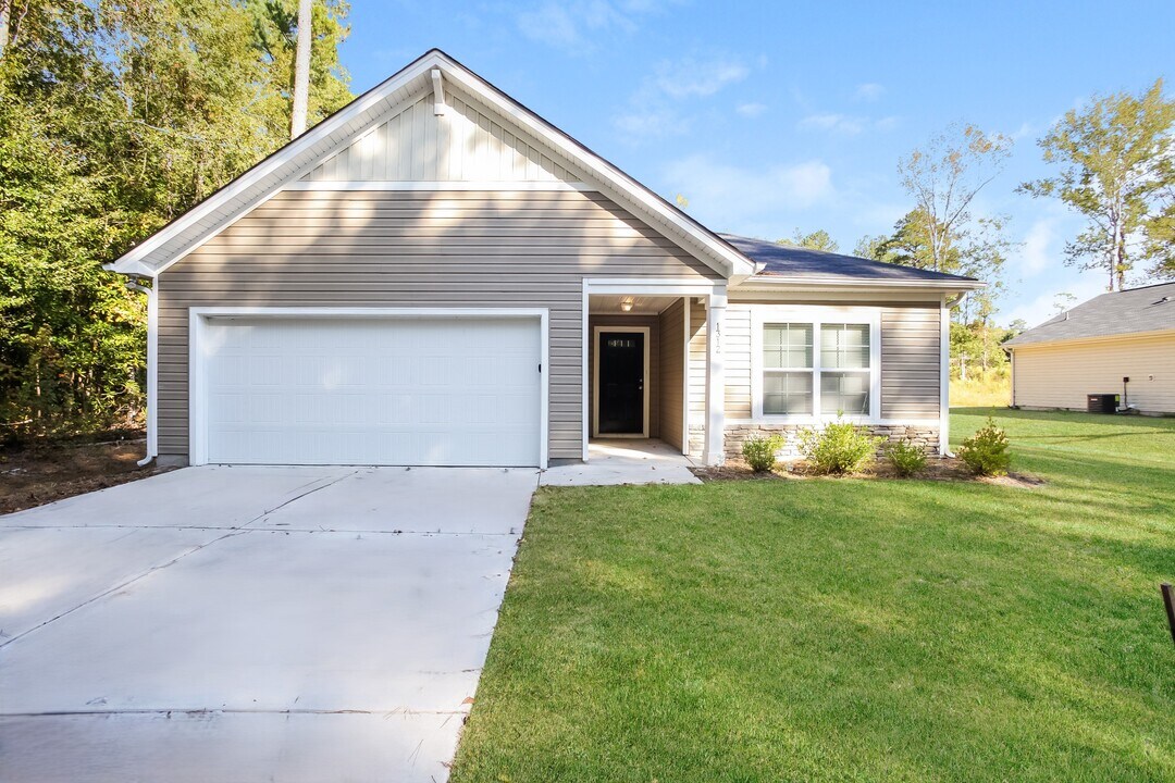 1312 Gardner St in Camden, SC - Building Photo