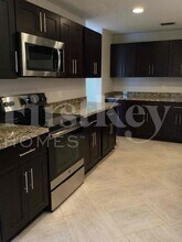 7131 NW 46th Ct in Lauderhill, FL - Building Photo - Building Photo